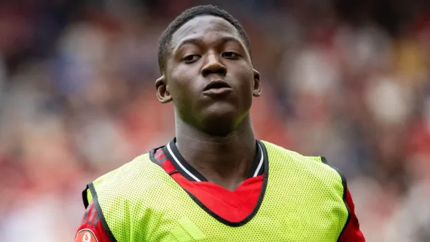 Manchester United's Kobbie Mainoo Faces Uncertain Future Amid Playing Time Concerns