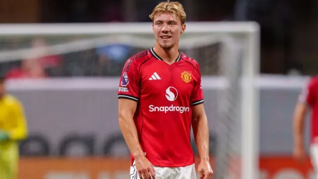 Manchester United's Rasmus Højlund to Join Napoli on Loan Deal