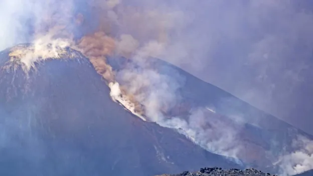 Mount Etna Erupts Again, Tourists Fleeing as Lava and Ash Spew