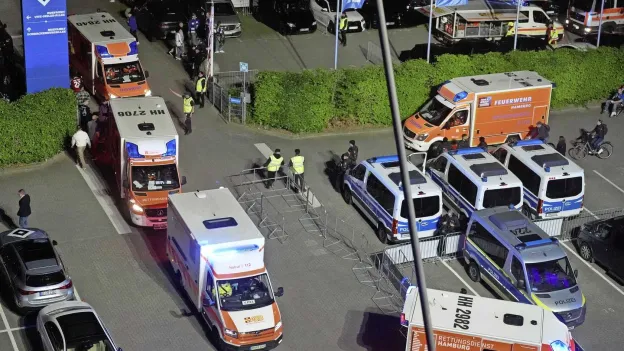 Multiple Severe Injuries During Hamburger SV Promotion Celebration