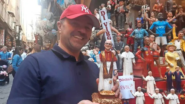 Naples Entrepreneurs Capitalize on Pope Leo XIV's Popularity with Unique Figurines