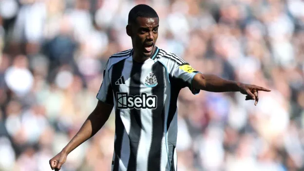 Newcastle Reject Liverpool's Bid for Alexander Isak, Eyeing Crystal Palace Defender