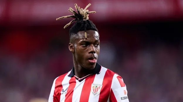 Nico Williams Extends Contract with Athletic Club, Rejects Barcelona Offer