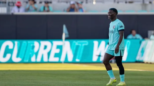 NWSL Awards: Temwa Chawinga Named MVP, Awards Debate Heats Up