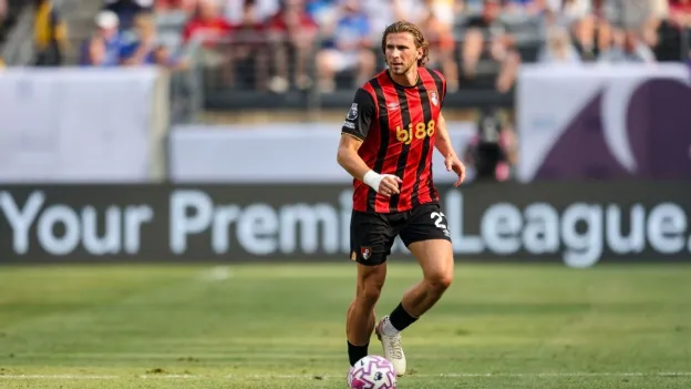 Paris Saint-Germain Signs Bournemouth's Zabarnyi in £57.1 Million Deal