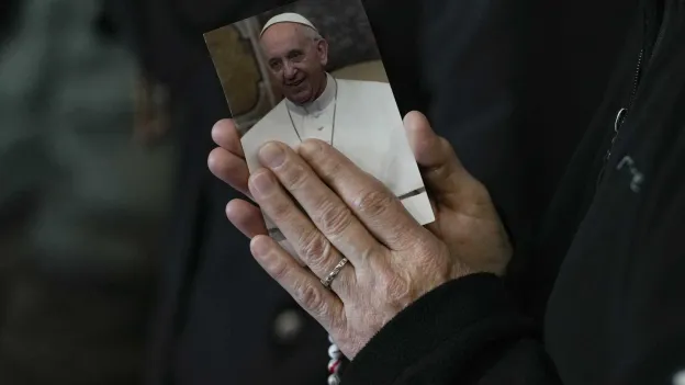 Pope's Recovery Progress in Hospital
