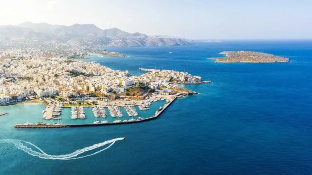Powerful Earthquake Hits Crete, Felt as Far as Egypt