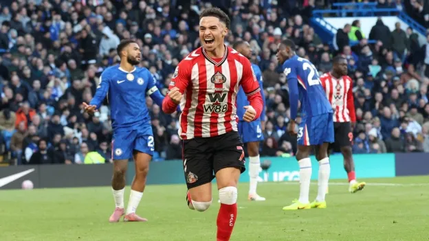 Premier League Stoppage-Time Goals Surge: Analysis and Records Broken