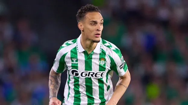 Real Betis CEO 'Cautiously Optimistic' about Antony's Future