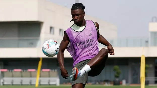 Real Madrid's Eduardo Camavinga Suffers Ankle Sprain Amid Midfield Concerns