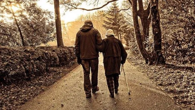 Scientists Revealed: Aging Accelerates in Two Age Ranges