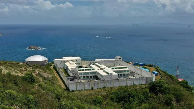 Sint Maarten Prisoners Left Without Food