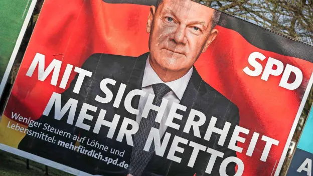SPD Makes Waves as Old Union Party of Chancellor Scholz Loses Ground