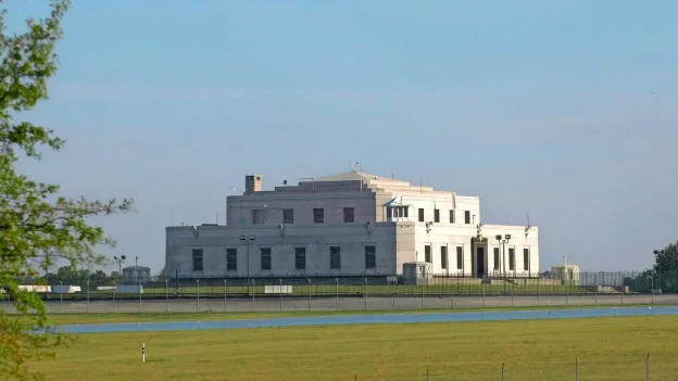 Speculations Surrounding Fort Knox's Secret Storage Depot in the US