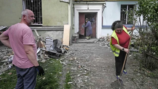 Survivors of Russian Missile Attack in Ukraine Speak Out Against Negotiations with Putin