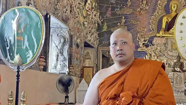 Thai King's Son Ordained as Monk Amid Speculation on Throne Succession