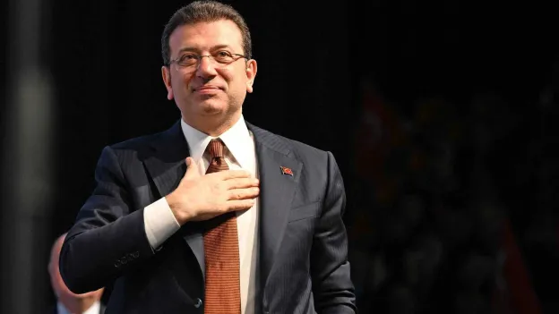 Thousands Rally in Support of Detained Mayor Imamoglu