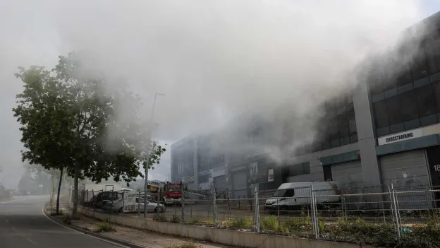 Toxic Cloud Forces 160,000 People to Stay Indoors Near Barcelona