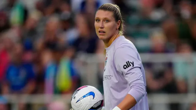 USWNT Goalkeeper Casey Murphy Signs with NWSL Expansion Team Boston Legacy FC