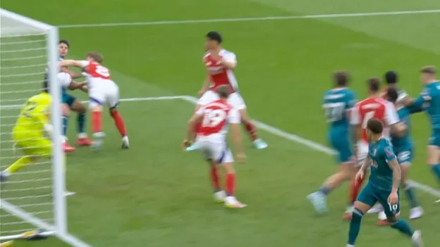 VAR Review: Controversial Goal Decision at Arsenal vs. Bournemouth Match