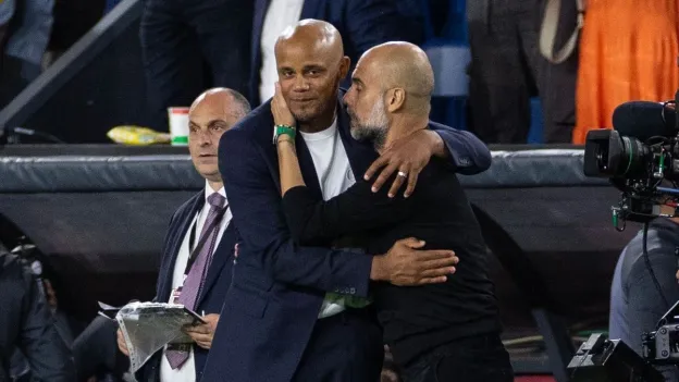 Vincent Kompany Tipped as Potential Successor to Pep Guardiola at Manchester City