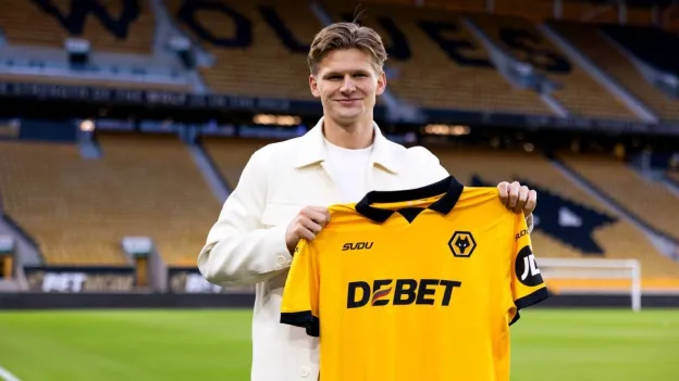 Wolves Sign David Moller Wolfe from AZ Alkmaar on Five-Year Deal