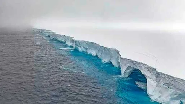 World's Largest Iceberg Stranded near Antarctica for Nearly 40 Years