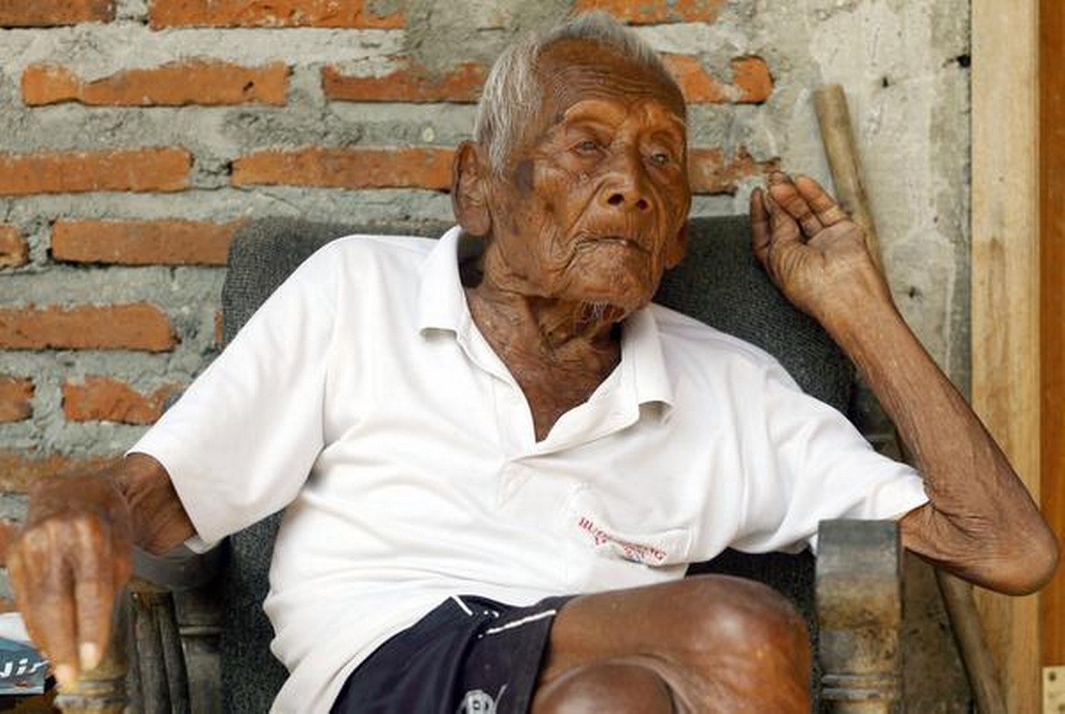 Человек который прожил. Сапарман Содимеджо долгожитель. Сапарман Содимеджо 150 лет. Хавьера Перейра долгожитель.